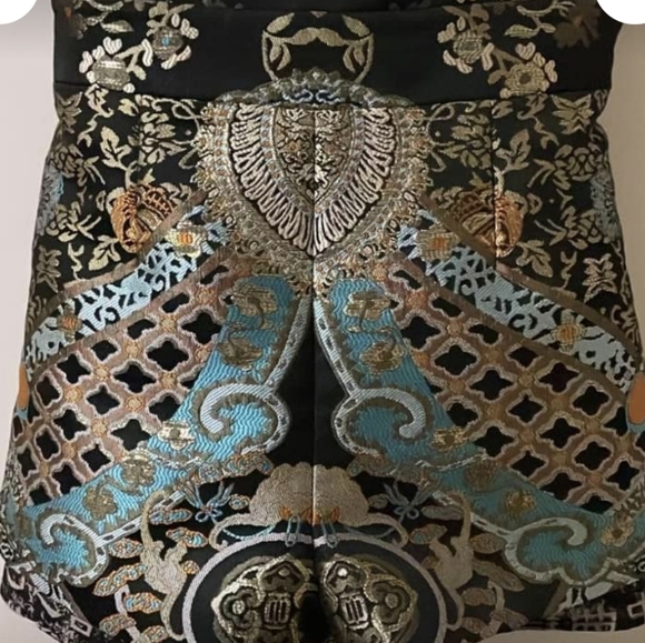 🔱 CAMILLA Black Dynasty Days Open-back Brocade Fitted Playsuit 🔱 - Picture 7 of 16